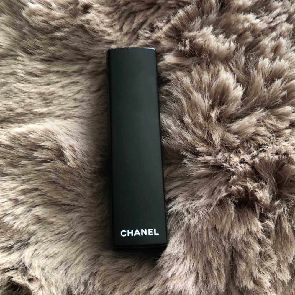 Chanel Rouge Allure Lipstick (Shade 132 Endless)
